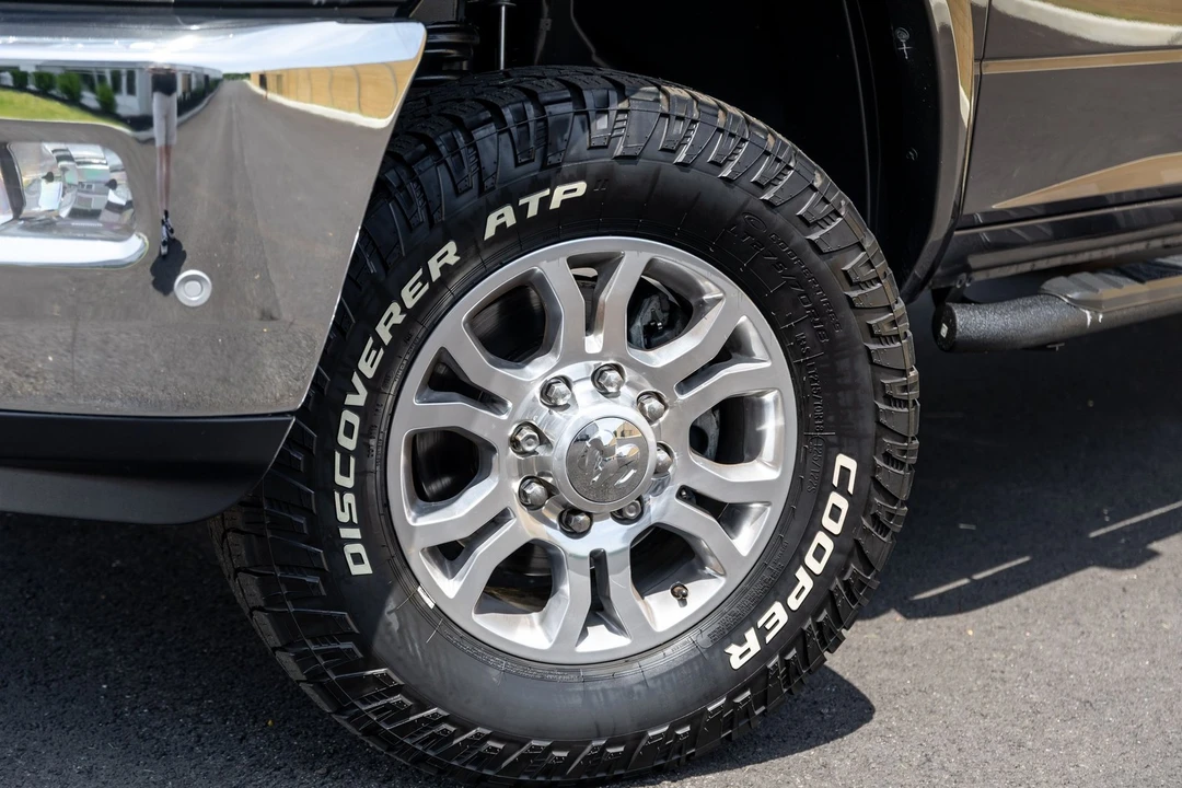 2017 Ram Heavy Duty - Image 5 of 31