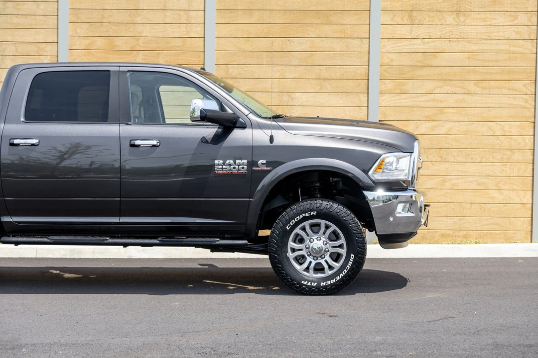 2017 Ram Heavy Duty - Image 19 of 31