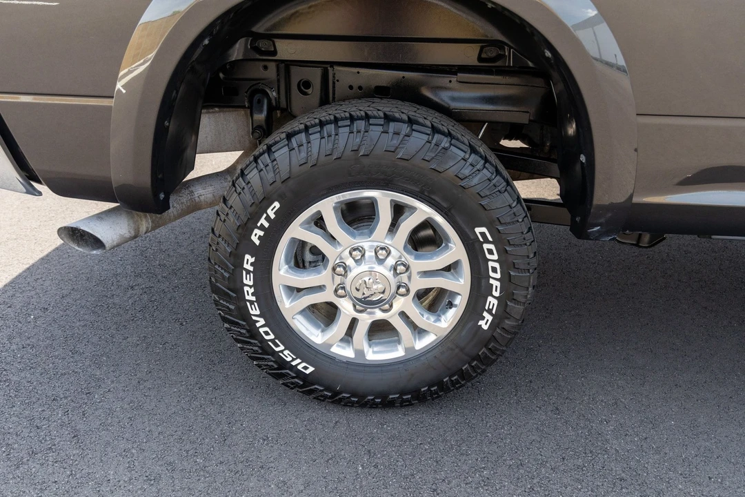 2017 Ram Heavy Duty - Image 28 of 31