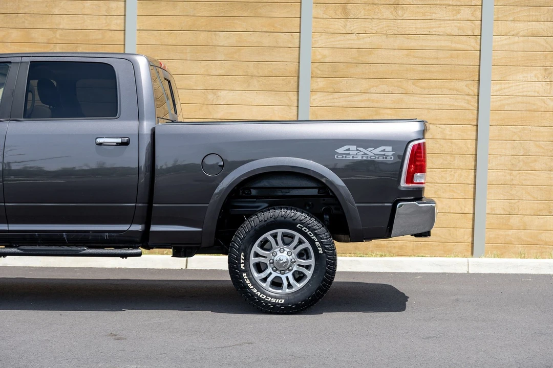2017 Ram Heavy Duty - Image 9 of 31