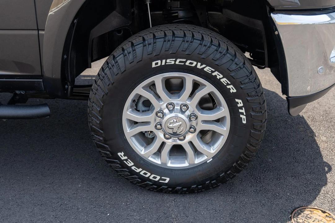 2017 Ram Heavy Duty - Image 24 of 31