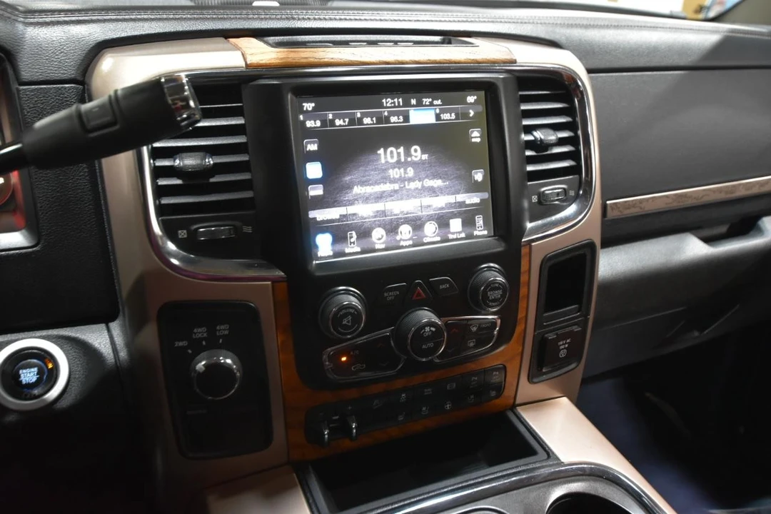 2017 Ram Heavy Duty - Image 23 of 31