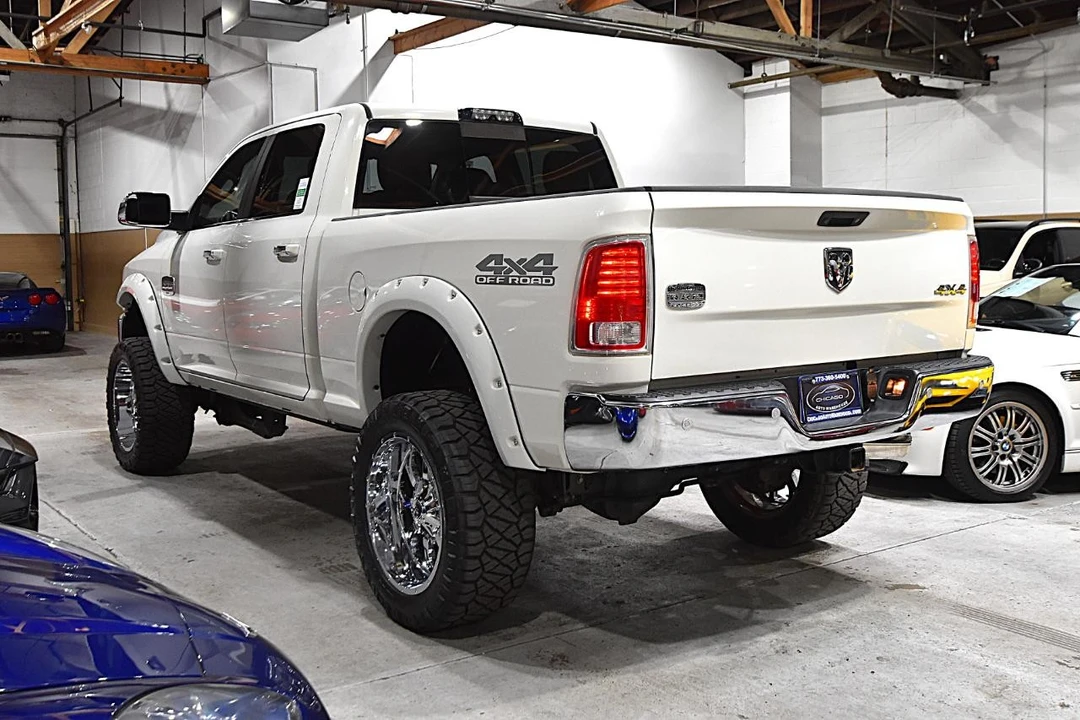 2017 Ram Heavy Duty - Image 12 of 31
