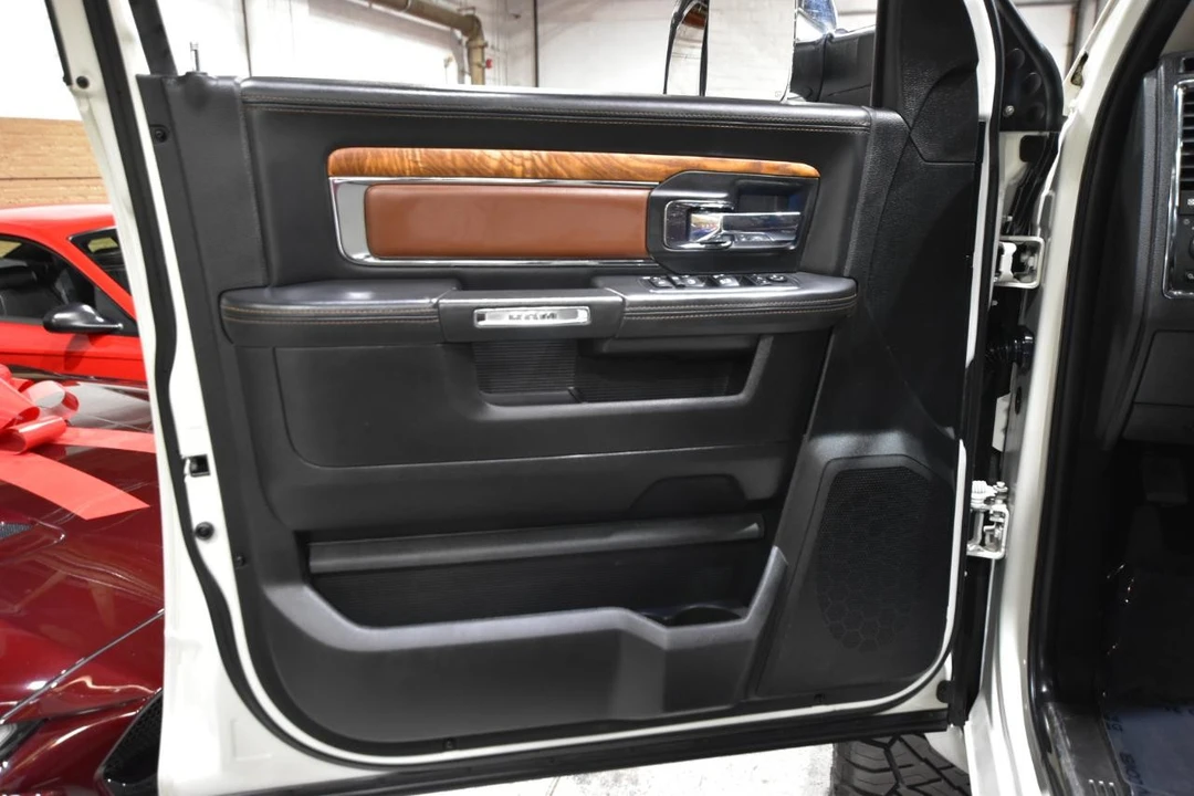 2017 Ram Heavy Duty - Image 16 of 31
