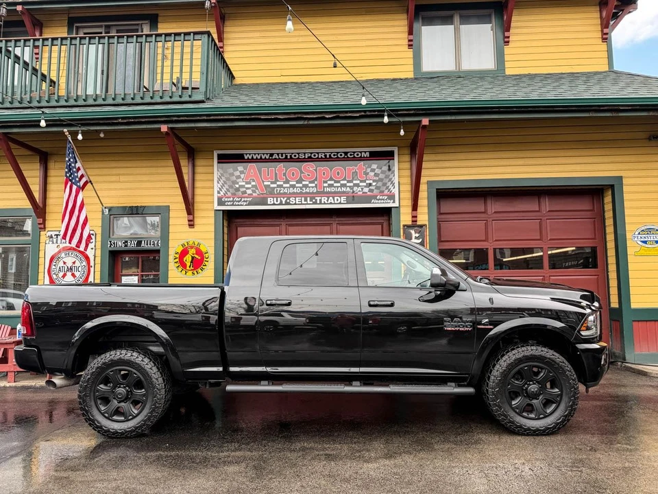 2017 Ram Heavy Duty - Image 2 of 23
