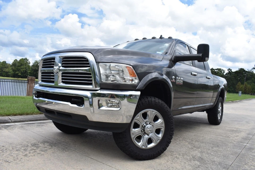 2017 Ram Heavy Duty - Image 3 of 19
