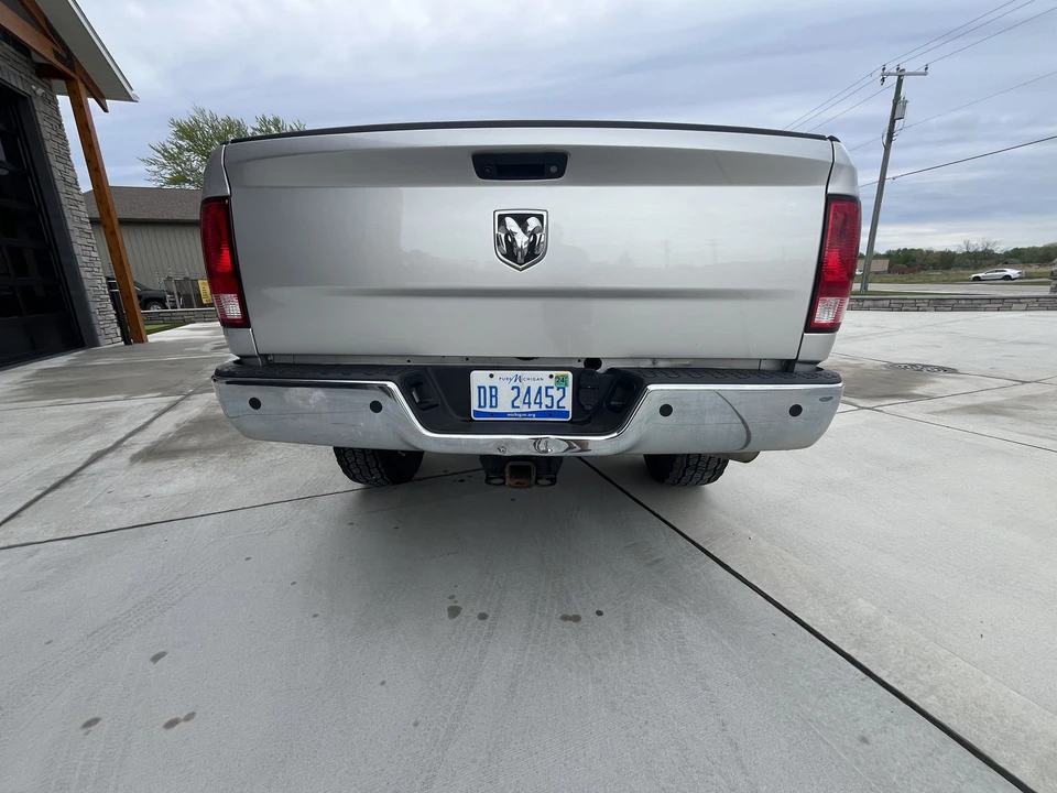 2017 Ram Heavy Duty - Image 11 of 31