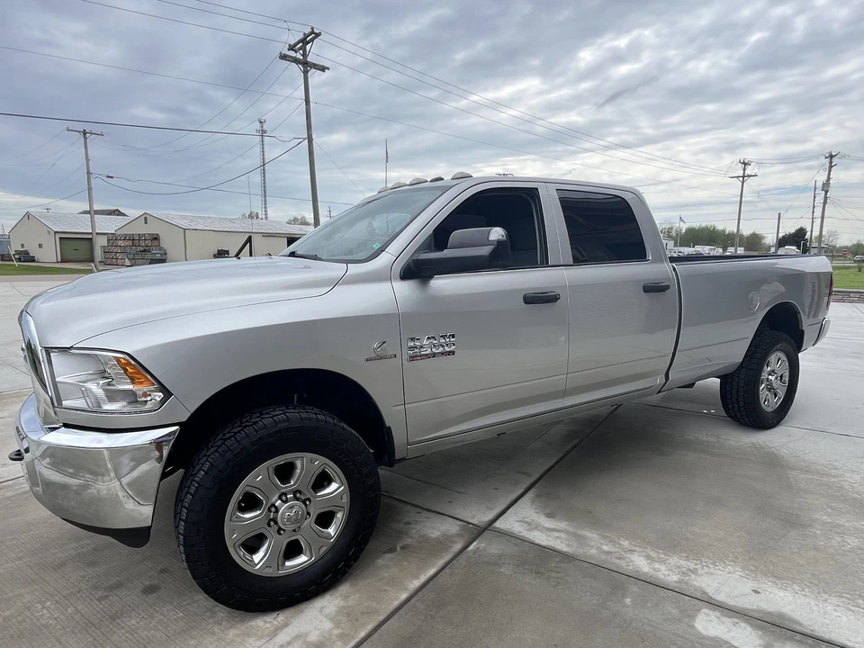 2017 Ram Heavy Duty - Image 6 of 31