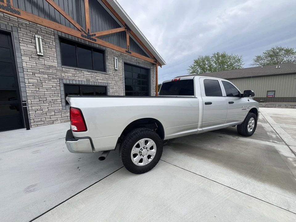 2017 Ram Heavy Duty - Image 8 of 31