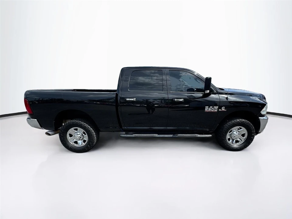 2017 Ram Heavy Duty - Image 28 of 31