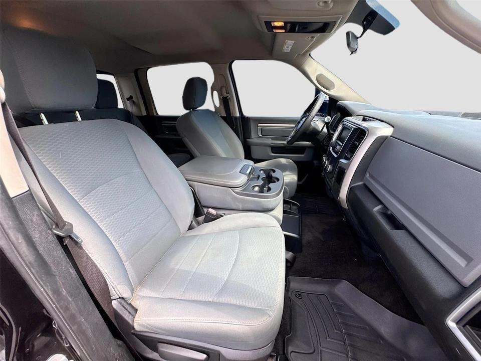 2017 Ram Heavy Duty - Image 18 of 31