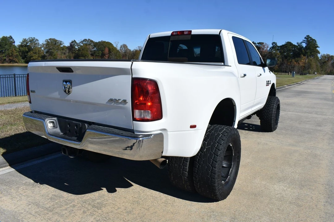2017 Ram Heavy Duty - Image 4 of 24