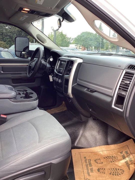 2017 Ram 2500 - Image 14 of 31
