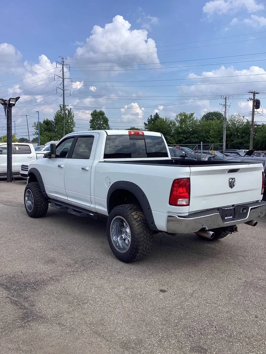 2017 Ram 2500 - Image 9 of 31
