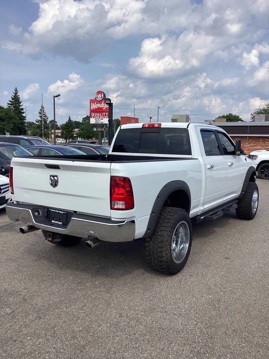 2017 Ram 2500 - Image 10 of 31