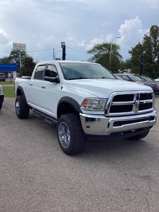 2017 Ram 2500 - Image 6 of 31