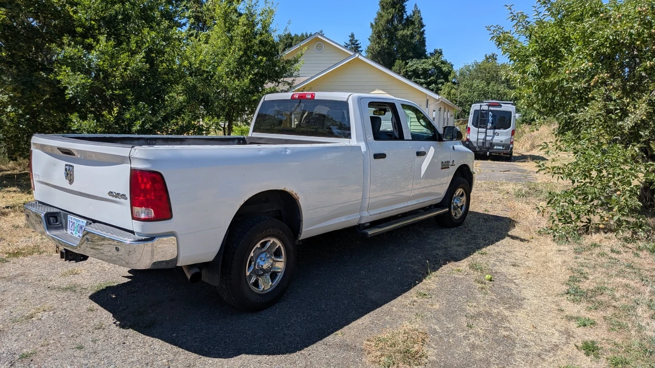 2017 Ram Heavy Duty - Image 2 of 19