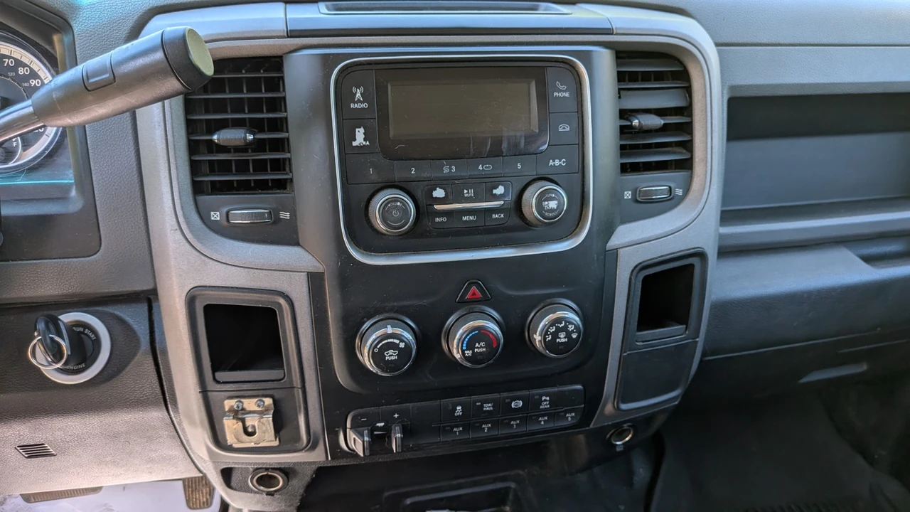 2017 Ram Heavy Duty - Image 11 of 19
