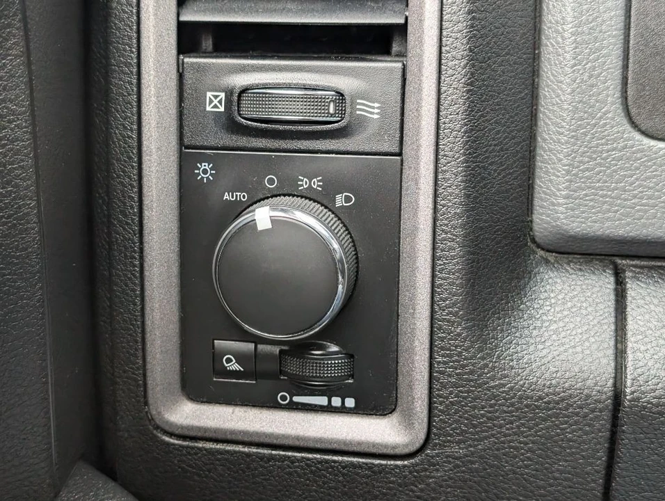 2017 Ram Heavy Duty - Image 12 of 21