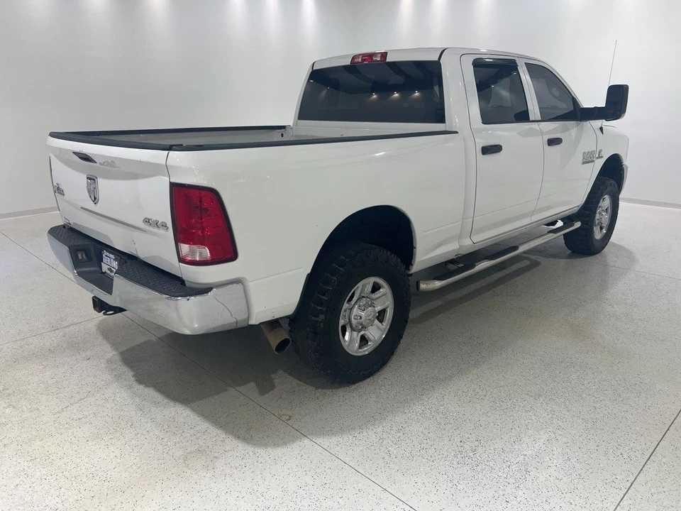 2017 Ram Heavy Duty - Image 4 of 12