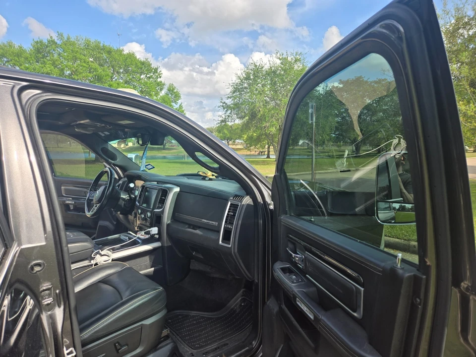 2017 Ram 3500 - Image 4 of 21