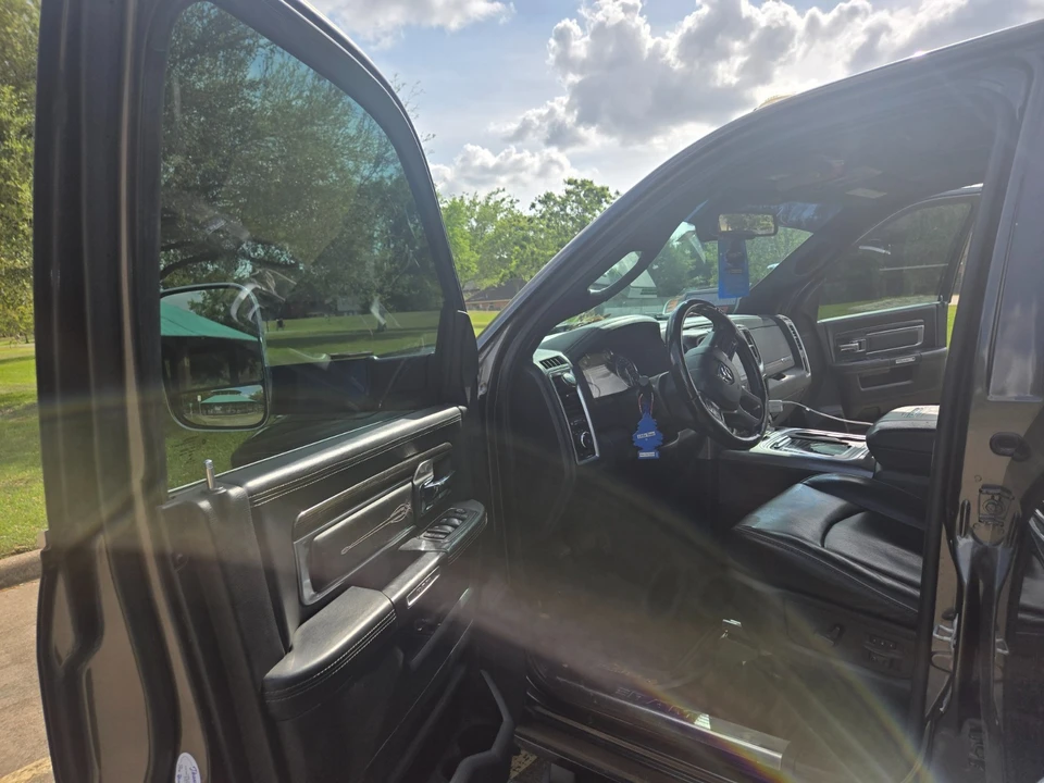 2017 Ram 3500 - Image 8 of 21