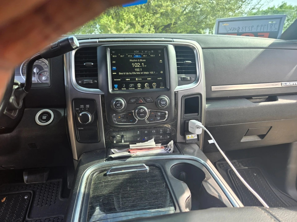 2017 Ram 3500 - Image 5 of 21
