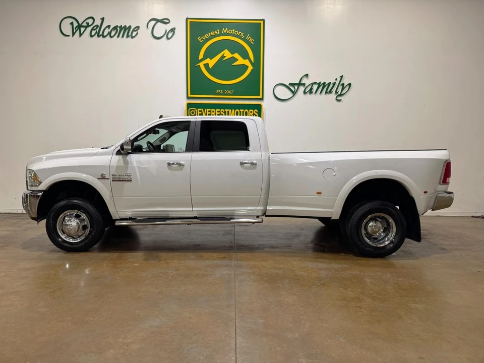 2017 Ram 3500 - Image 5 of 21