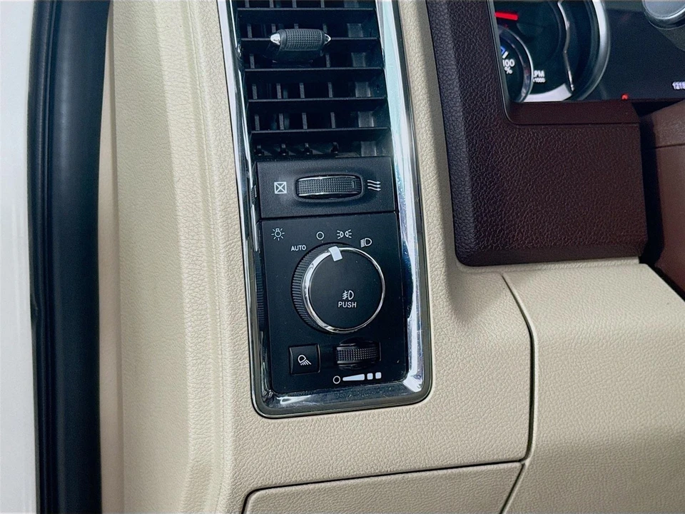 2017 Ram 3500 - Image 7 of 14
