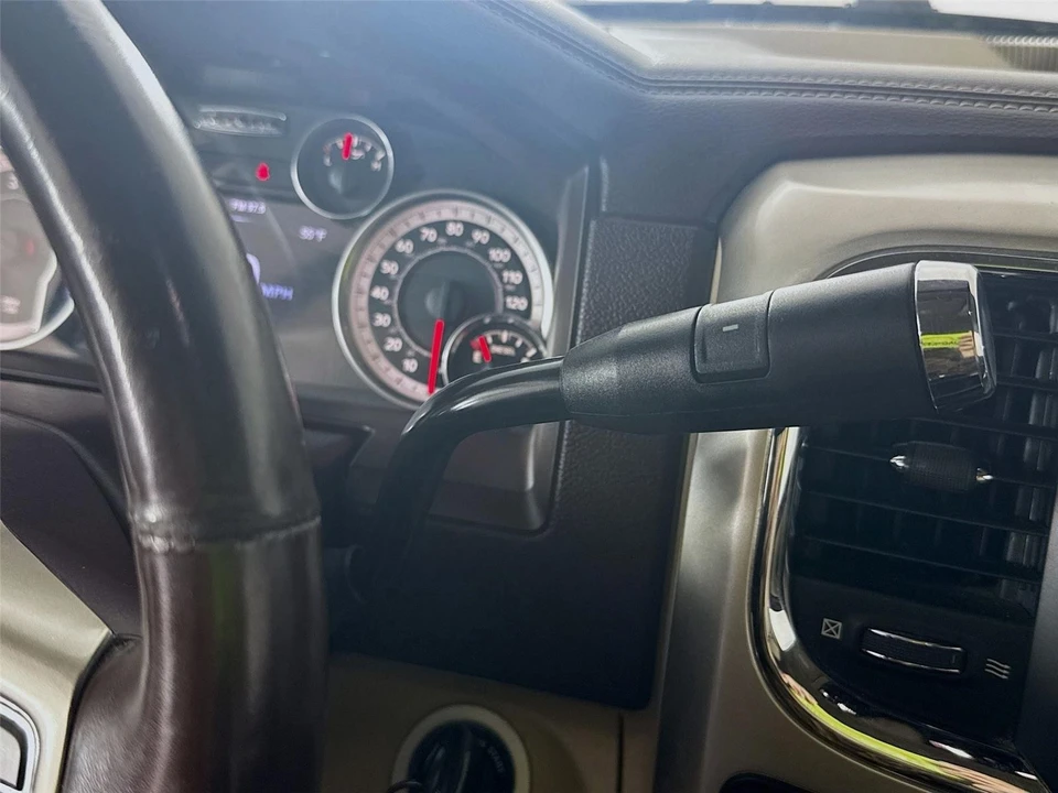 2017 Ram Heavy Duty - Image 16 of 21