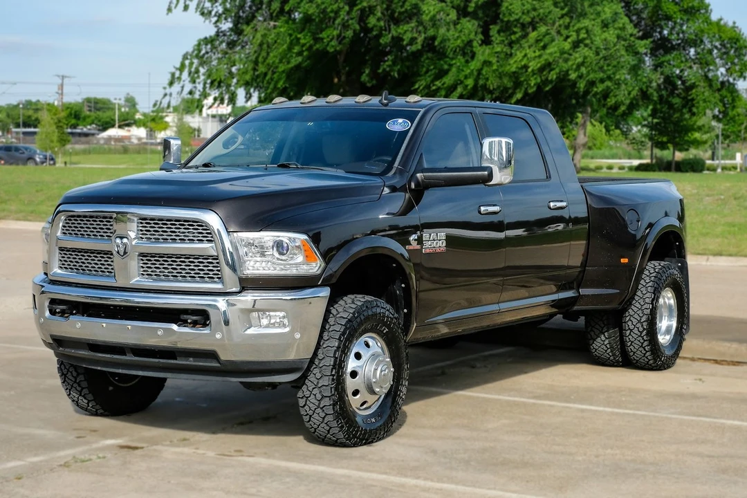 2017 Ram 3500 - Image 2 of 31
