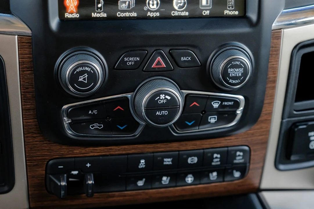2017 Ram 3500 - Image 26 of 31