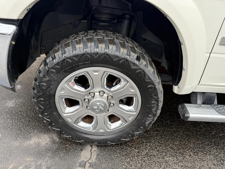 2017 Ram 3500 - Image 9 of 21
