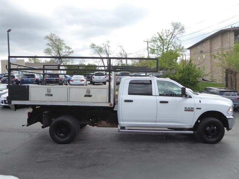 2017 Ram 3500 - Image 8 of 31