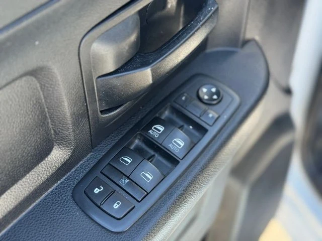 2017 Ram Heavy Duty - Image 15 of 31