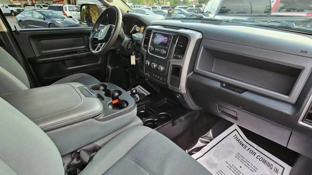 2017 Ram 3500 - Image 17 of 30