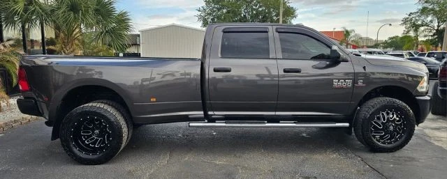 2017 Ram 3500 - Image 4 of 30