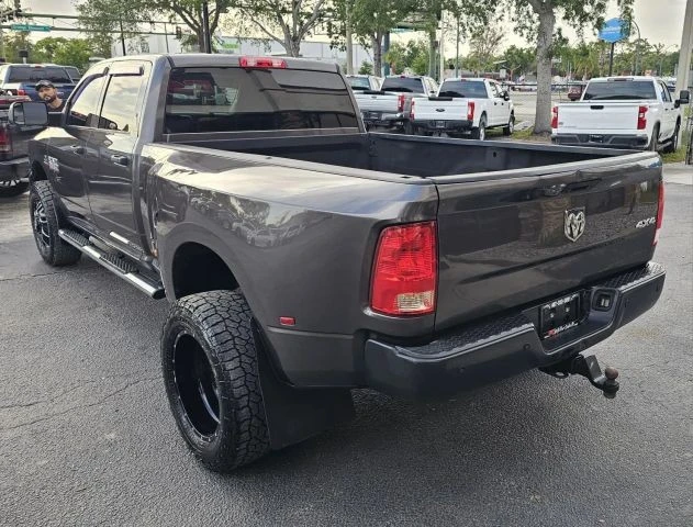 2017 Ram 3500 - Image 9 of 30
