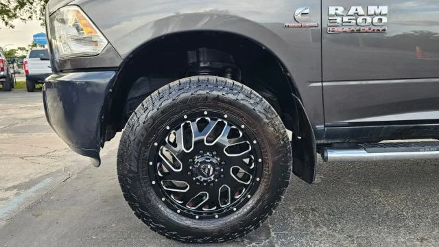 2017 Ram 3500 - Image 12 of 30