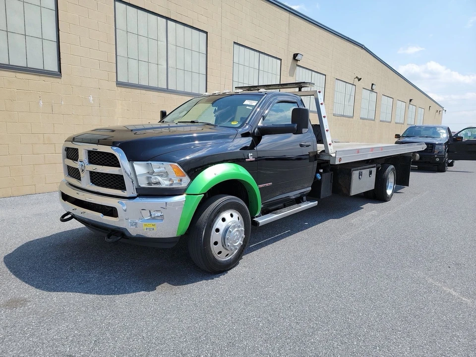 2017 Dodge Ram 4th Gen - Image 2 of 6