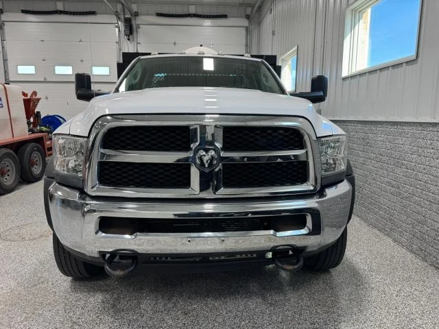 2017 Ram 4500 & 5500 - Image 3 of 21