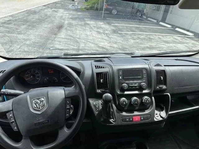 2017 Ram ProMaster - Image 10 of 13