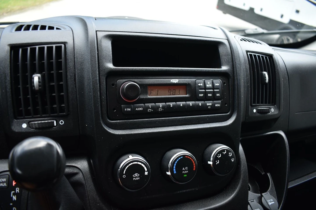 2017 Ram ProMaster - Image 13 of 19