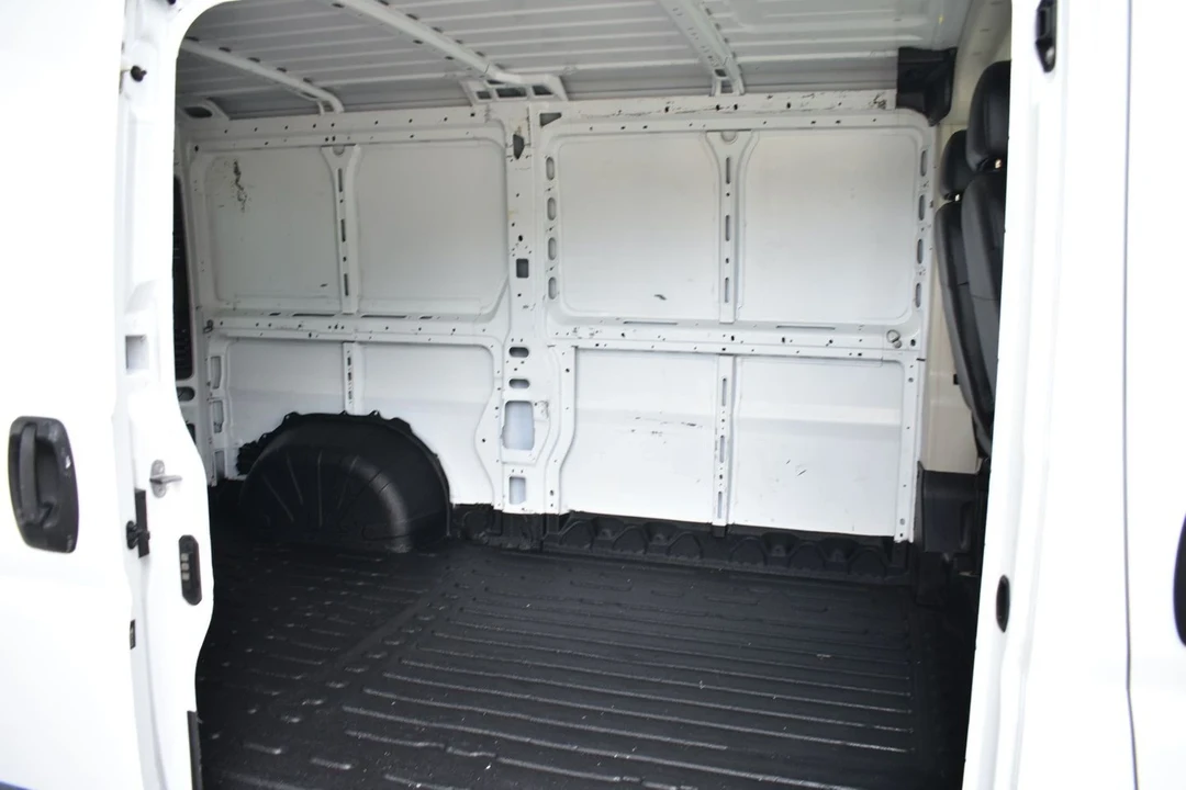 2017 Ram ProMaster - Image 10 of 19