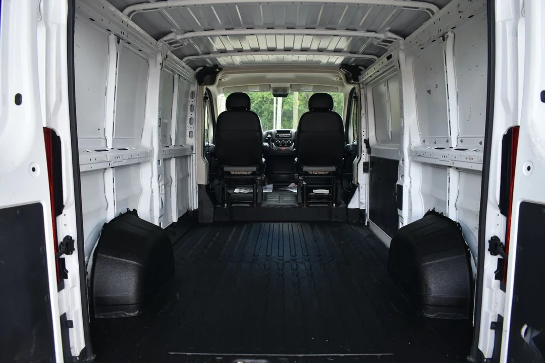 2017 Ram ProMaster - Image 9 of 19