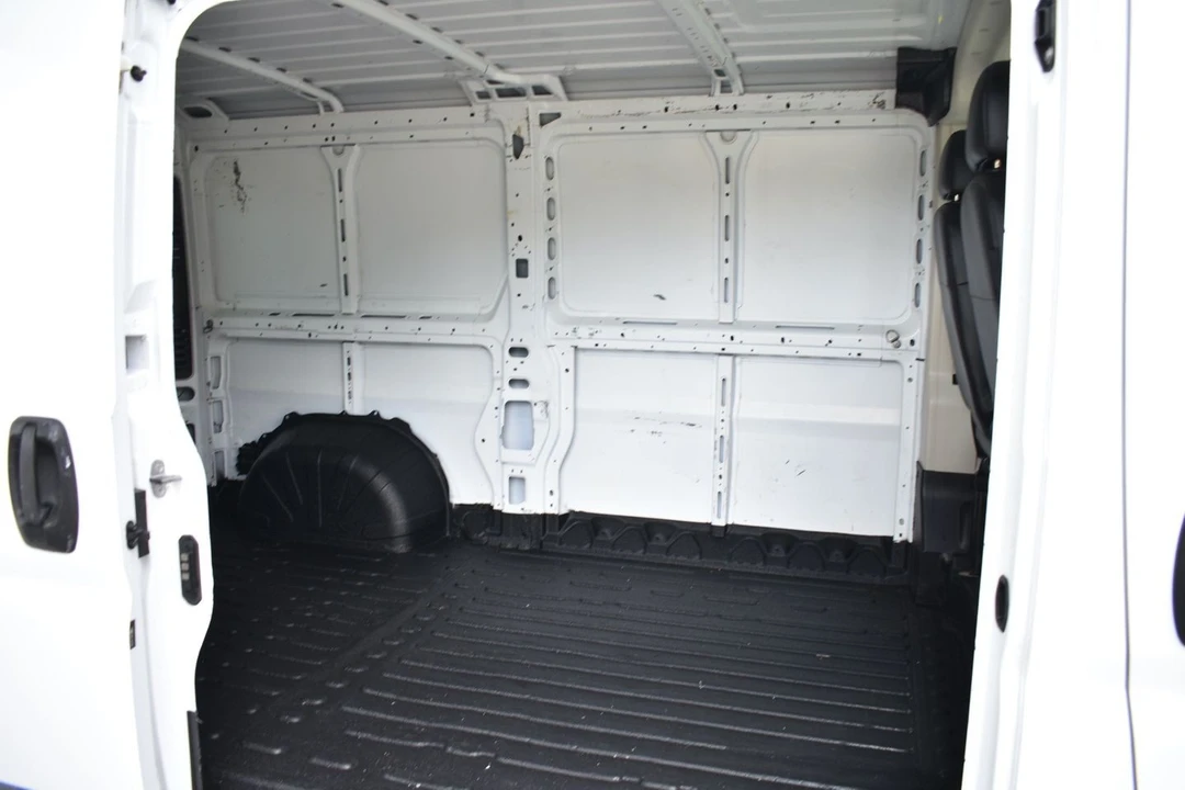 2017 Ram ProMaster - Image 10 of 19