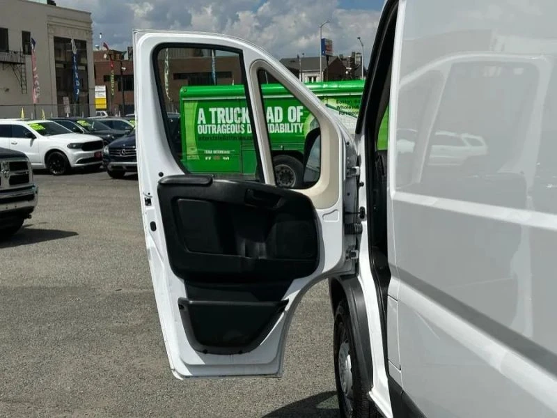 2017 Ram ProMaster - Image 9 of 12