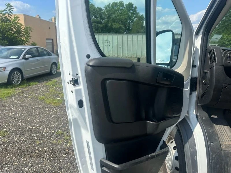 2017 Ram ProMaster - Image 9 of 12