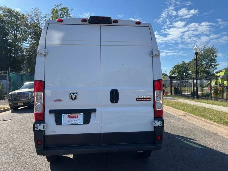 2017 Ram ProMaster - Image 5 of 12