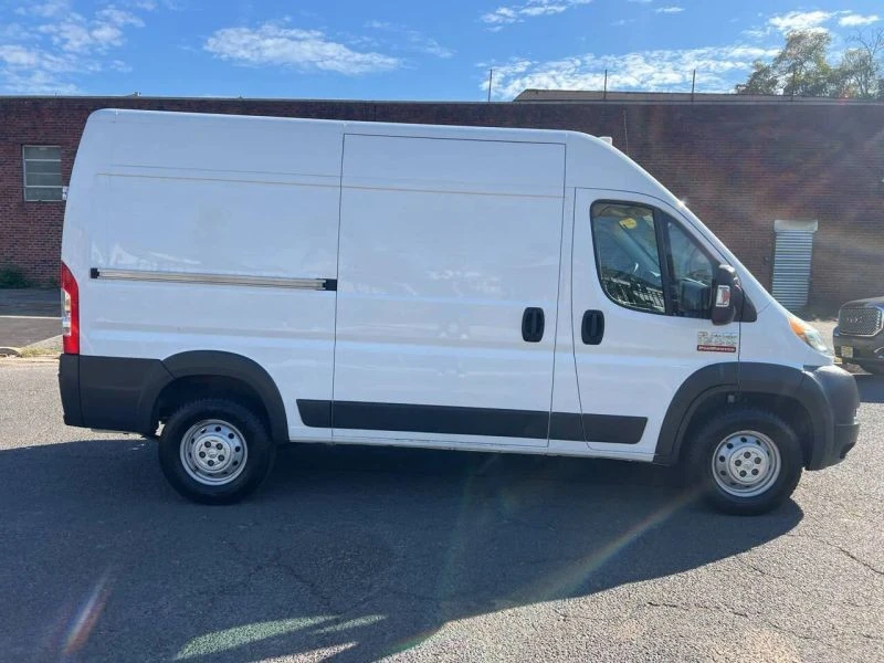 2017 Ram ProMaster - Image 3 of 12